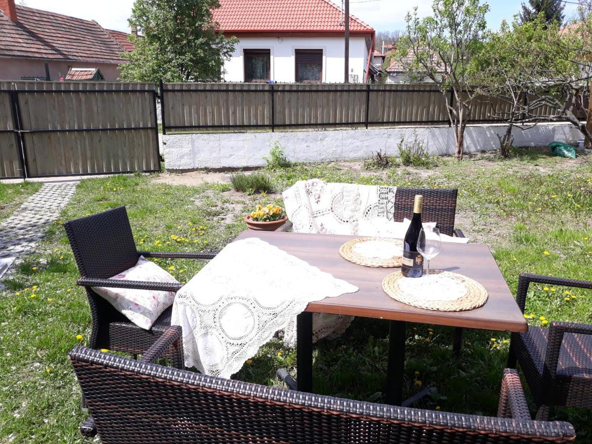 Szep Julis Vendeghaz Villa Cserepfalu Exterior photo